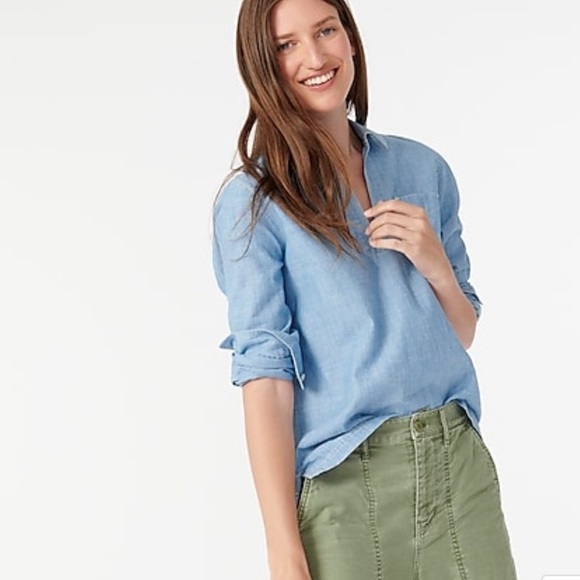 Old Navy Tops - EUC Old Navy light blue chambray tunic L